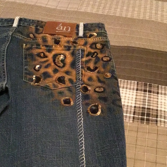 Gourgous jeans by a’n size 33 hip huggers and flared bottom - Picture 6 of 7